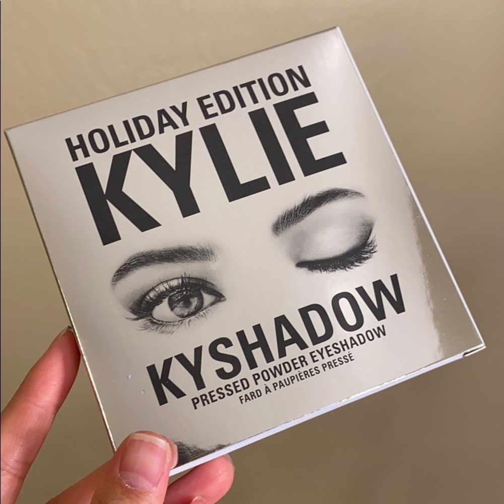 KYLIE Limited Edition 2016 Holiday Palette